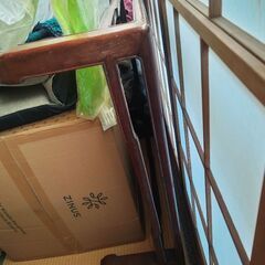 昭和な木製ローテーブルと ちゃぶ台的なテーブルの画像