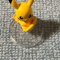 ピカチュウ  ガチャの画像