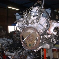 M.ベンツ107-126車用リビルトエンジンテスト済み販売の画像