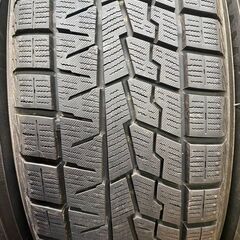 【9.5分・2023年製】185/60R16 YOKOHAMA iceGUARD IG70 4本セット！の画像
