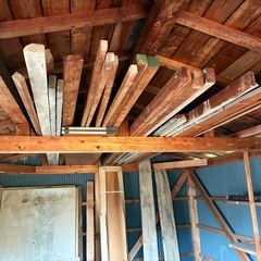 木材、合板、コンクリートブロック等の画像