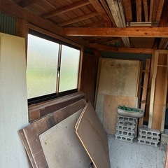 木材、合板、コンクリートブロック等の画像