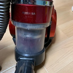 TOSHIBA VC-V612 レッド サイクロン掃除機の画像