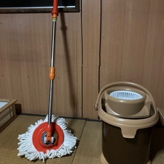 モップ　洗いバケツ付きの画像