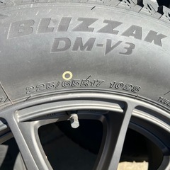 RAV4スタッドレスタイヤホイールセット＋ナットの画像