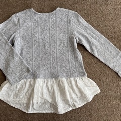 グレー トップス 110cmの画像