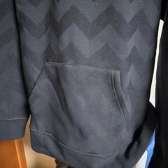 ハウスオブブルースネイビーパーカーの画像