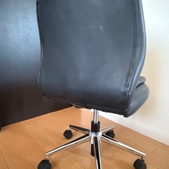 【高さ調節可能】学習椅子の画像