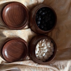 脚付碁盤、碁石セットの画像