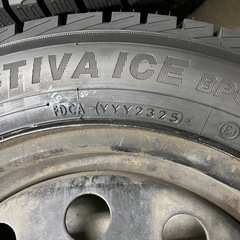 185/60R15 新品　スタッドレスタイヤ　4本　25年製　の画像