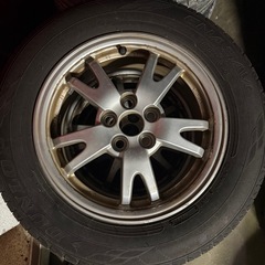 プリウス純正ホイール　ダンロップタイヤ　溝バリ山の画像