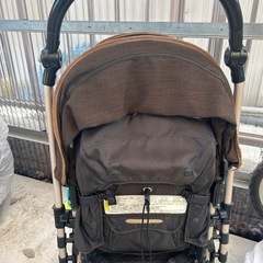 コンビベビーカーの画像