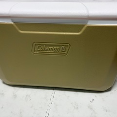 コールマン　クーラーボックス　45L 48QT サンド　タン　ベージュの画像