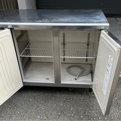 【動確済み】2017年 ホシザキ 業務用 台下冷蔵庫 RT-120MNF 1200×600×800 240L 単相 100Vコールドテーブル テーブル形冷蔵庫 大阪の画像