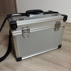 カメラバッグ　アルミハードケース　ジェラルミンの画像