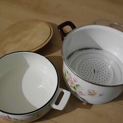 ホーロー鍋　蒸し器、おでん鍋（未使用品）の画像