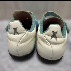 adidas キッズ サッカーシューズ 18cm ジュニアシューズの画像