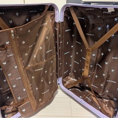 キャリーケースの画像