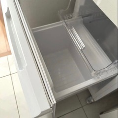 SHARP 冷蔵庫 179Lの画像