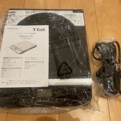 ティファール IH調理器 クッキングヒーター 「デイリーIH」 セラミックガラス製トッププレート ブラック IH2028JPの画像