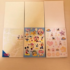 【セット】ディズニーメモ帳×4 新品黒ペン 消しゴムの画像