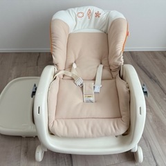 Combi プルメアS ベビーラックの画像