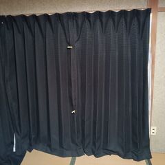 遮光カーテン　いろいろ　２重生地で生地の厚さ分厚いですの画像