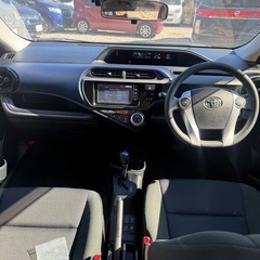 平成27年　トヨタアクア　Sグレード　72,700km 車検　８年／1月の画像