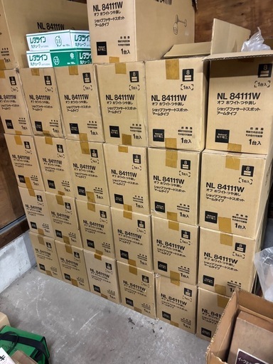 25個　NL 84111W　パナソニック　電球スポットライト　引取り限定　看板、天井等