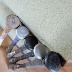 野球バット5本の画像