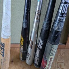 野球バット5本の画像