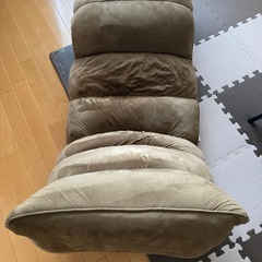 4つ折れ座椅子ですですの画像