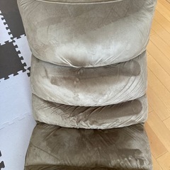 4つ折れ座椅子ですですの画像