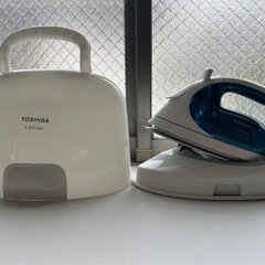 【95%新品】 東芝 コードレススチームアイロン 美ラクルラクー(La・coo) の画像