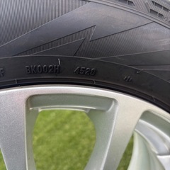 スタッドレスタイヤ　ホイール付き４本セットの画像