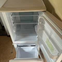 シャープ　冷蔵庫の画像
