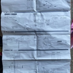 未使用　バスルーム用折戸 浴室ドアとドア枠のセット　YKK-ap  サニセーフII 折戸Cタイプ/外付枠 YW  2ND-CB-0718-K 　の画像