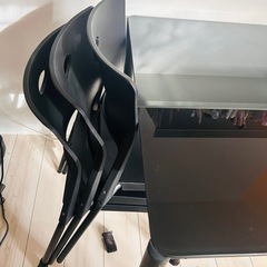 4名掛けダイニングテーブルセットの画像