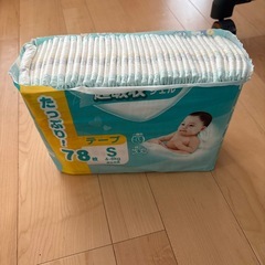 パンパースSサイズ
と試供品の画像