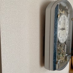 オルゴール時計の画像