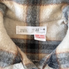 ZARA   カーディガンの画像