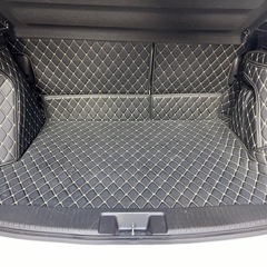 ホンダ　ヴェゼル　RU３トランクマット　ガードの画像