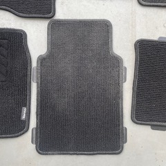 la650s タント　純正フロアマットの画像