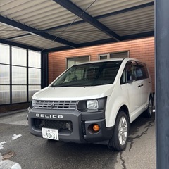 デリカD5 2.2　Dプレミアム ディーゼルターボ　4WD　バンルック角目二灯換装　車検2年　の画像