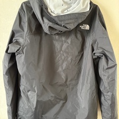 【取引中】
THE NORTH FACE ナイロンジャケットの画像