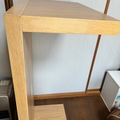 ニトリテーブルの画像