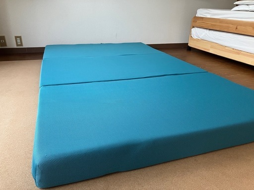 マニフレックス　メッシュウィング　セミダブル　美品