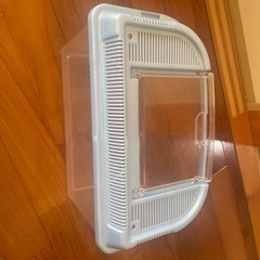 飼育ケースの画像