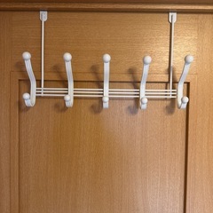 ドアにつけるハンガーの画像