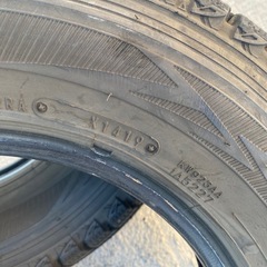 145/80R12スタッドレスタイヤの画像